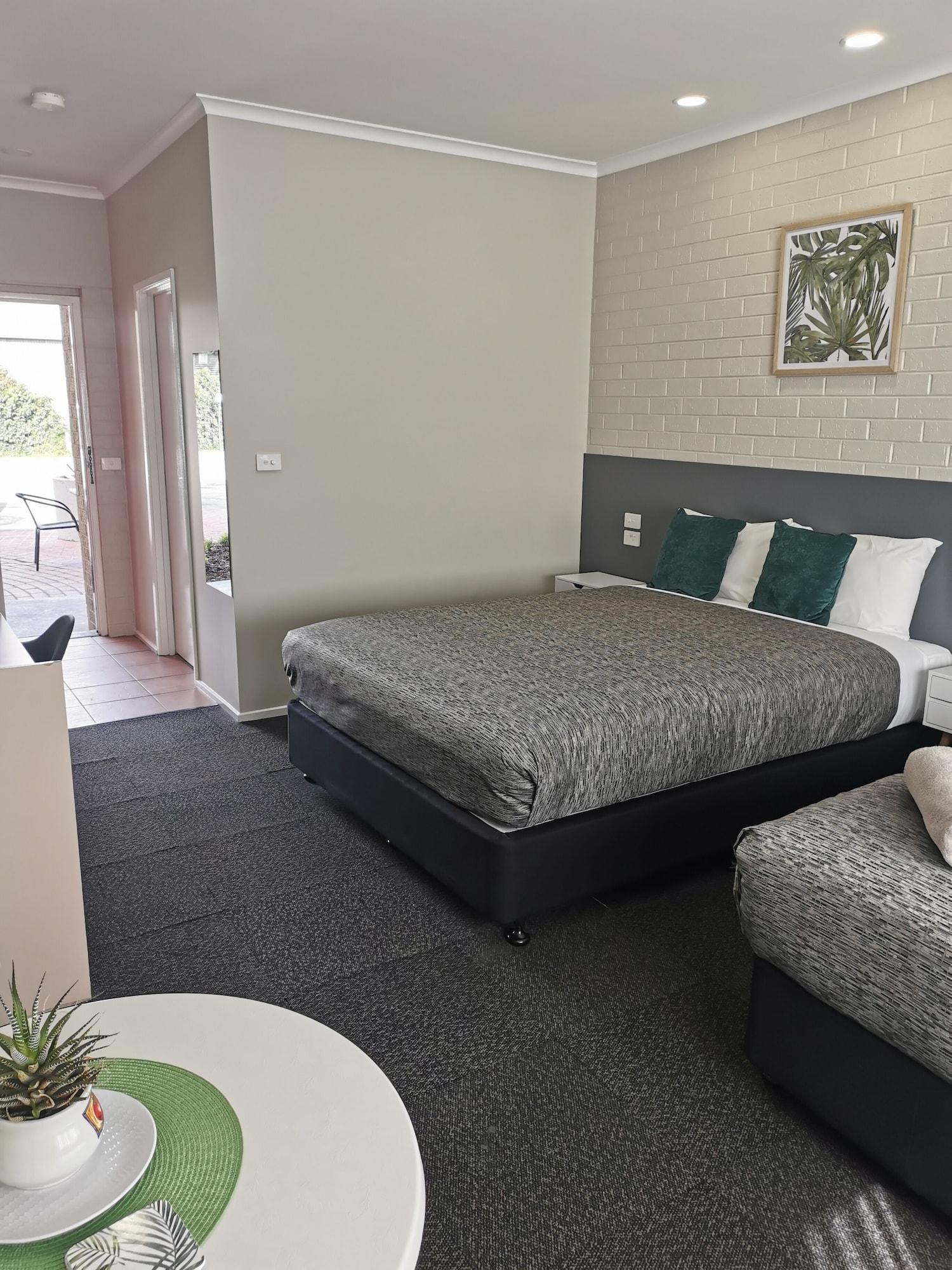 Central Deborah Motel Бендиго Екстериор снимка