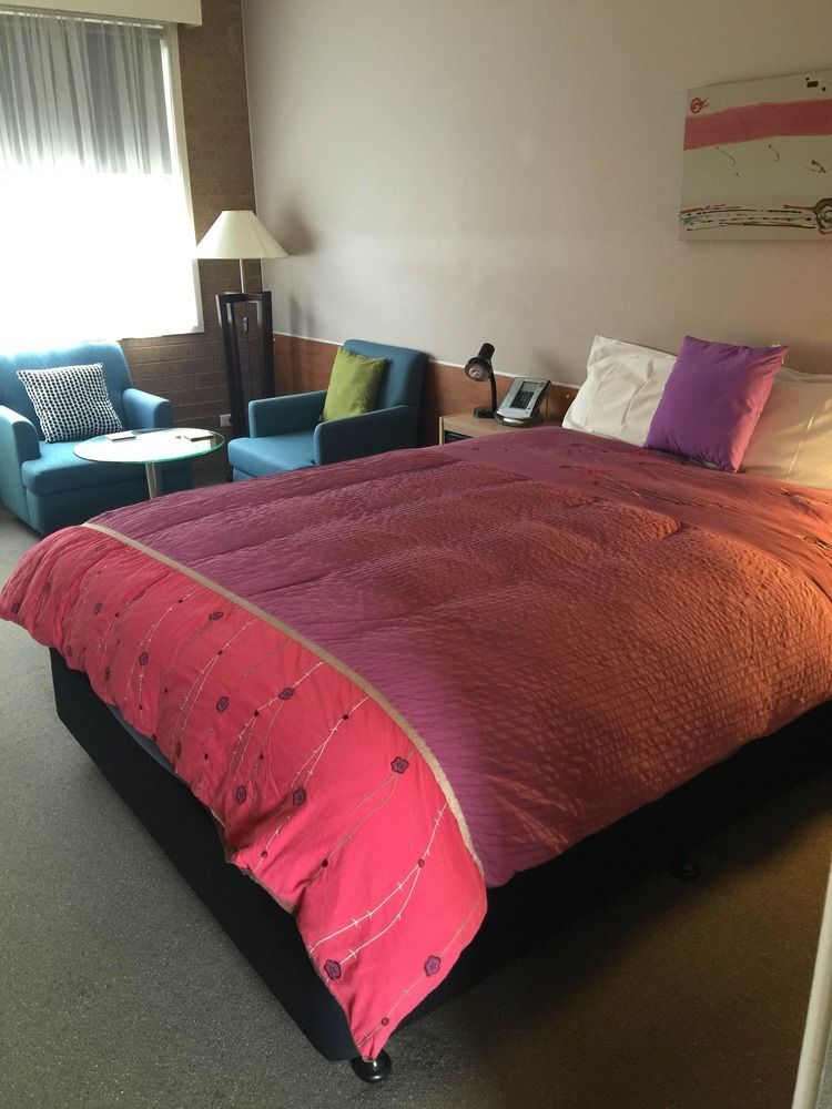 Central Deborah Motel Бендиго Екстериор снимка