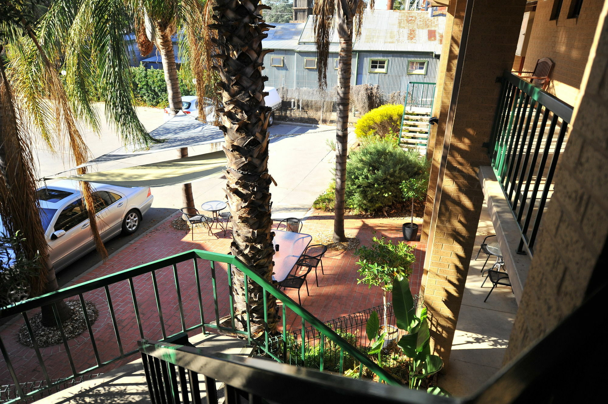 Central Deborah Motel Бендиго Екстериор снимка